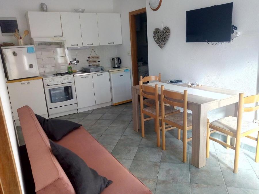 Apartmani Paulo Vis Buitenkant foto