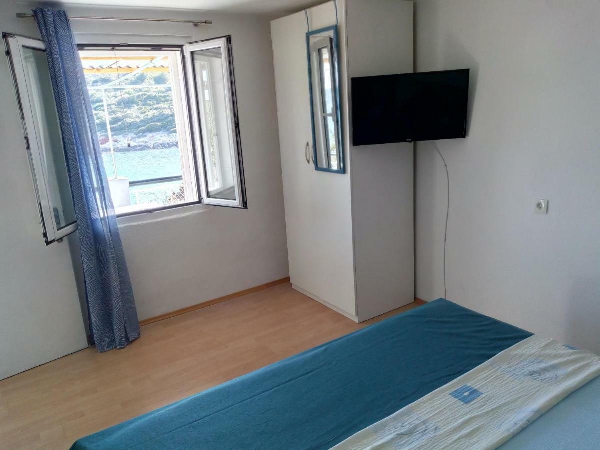 Apartmani Paulo Vis Buitenkant foto