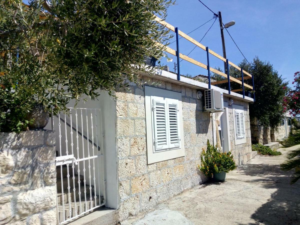 Apartmani Paulo Vis Buitenkant foto